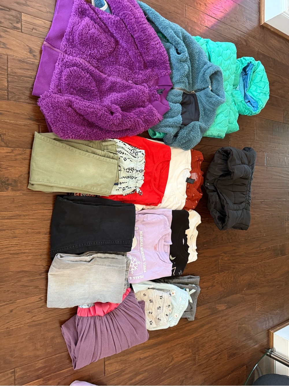 Girl cloth bundle size 8